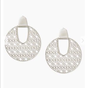 Kendra Scott Diane Earrings In Silver Filigree